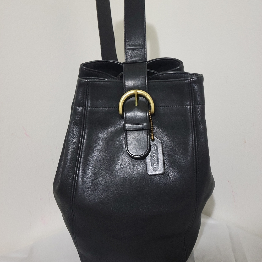Coach 4160 Vintage Soft Black Leather Buckle Slingpack USA